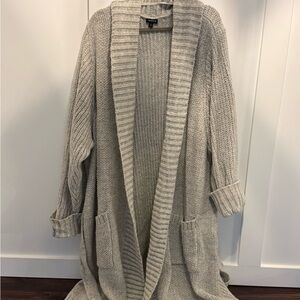 Torrid Size 6 Long Open-Front Cardigan Sweater - Light Gray